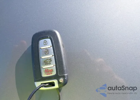 2013 Hyundai Sonata Limited z USA, uszkodzony, nr VIN 5NPEC4AC6DH615349